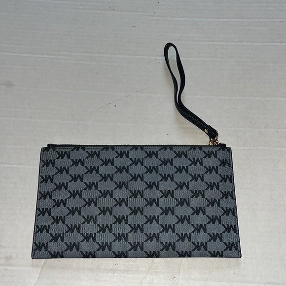 Michael Kors-large-navy blue & gray-zip clutch, wristlet, gold detailing, purse. - Picture 2 of 11